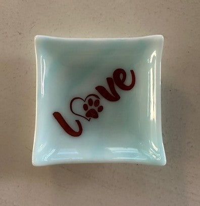 Plate Love with Dog Paw Decal