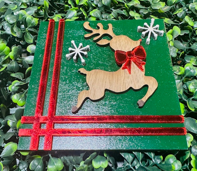 Interchangeable Leaning Frame Insert 4.25" (Christmas) - STV  (working)