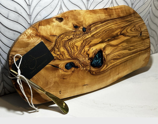 Wood Turquoise Charcuterie Board - Janine's Resin Creations