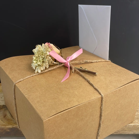 Mother’s Day Gift Box - Beautiful Buzz