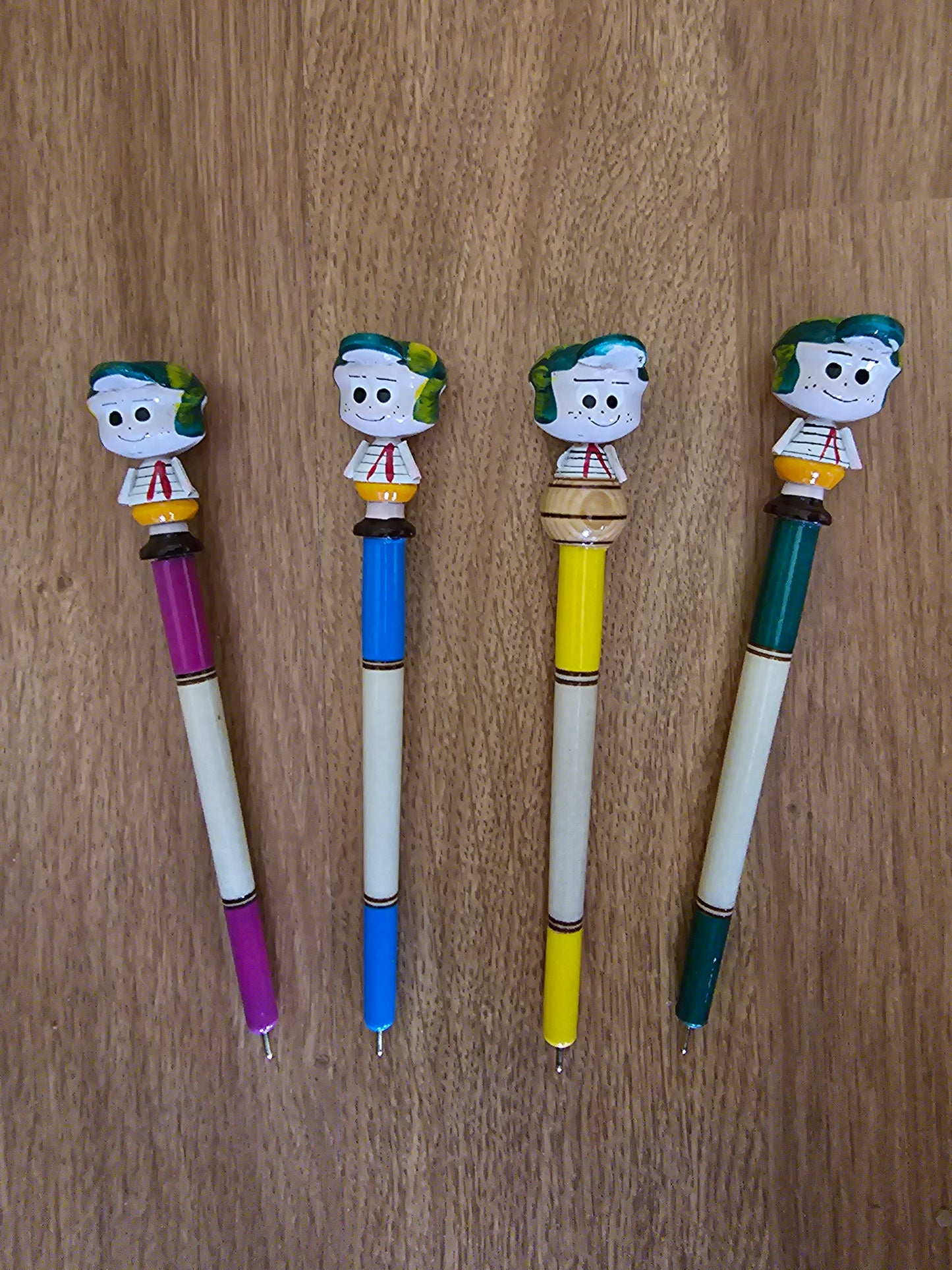 Pen - Chavo @amorfashionshop