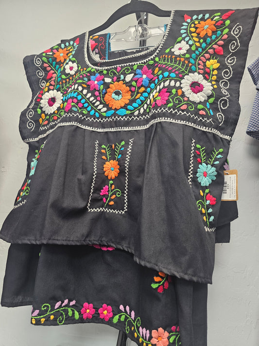 Campesina Crop Set Embroidered @Amorfashionshop