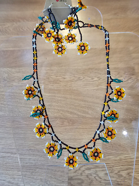 Necklace SET 3 Piece Flower Cadenita Beaded @amorfashionshop