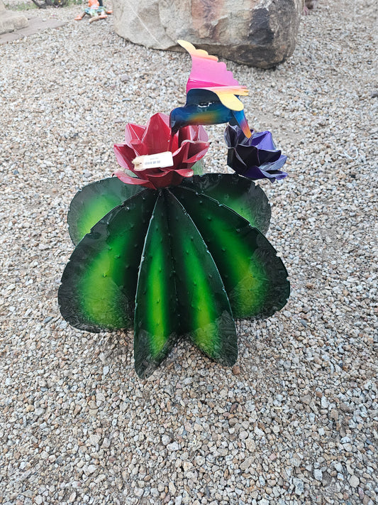 Metal Barrel Cactus Colibri LG @amorfashionshop