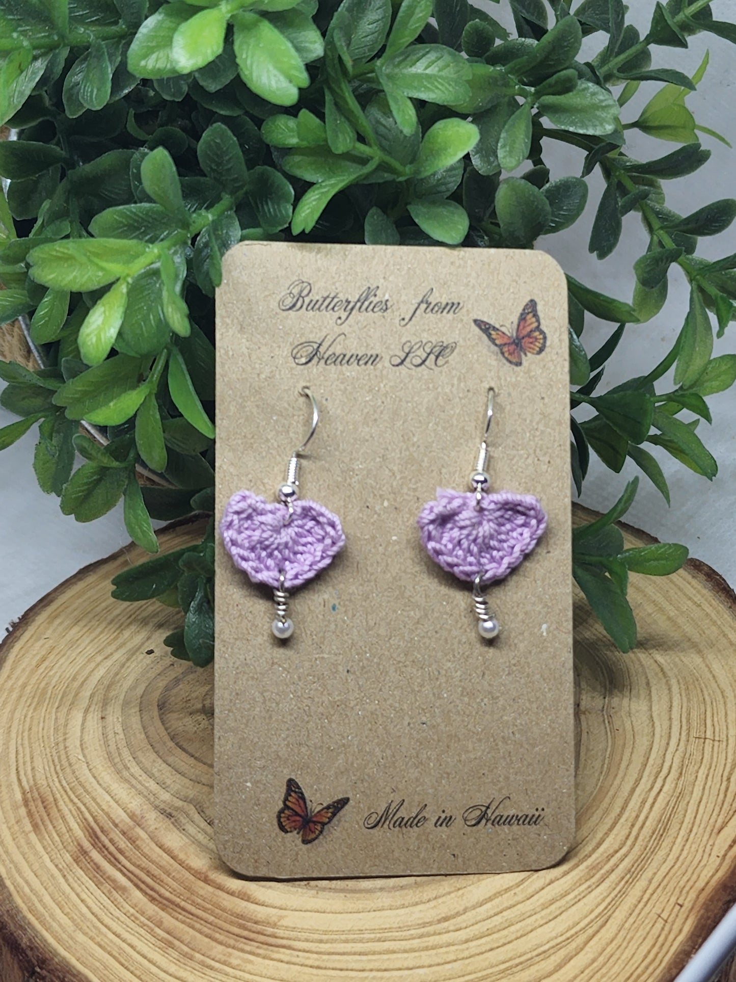 Crochet little heart dangle earrings - BUTTERFLIES FROM HEAVEN