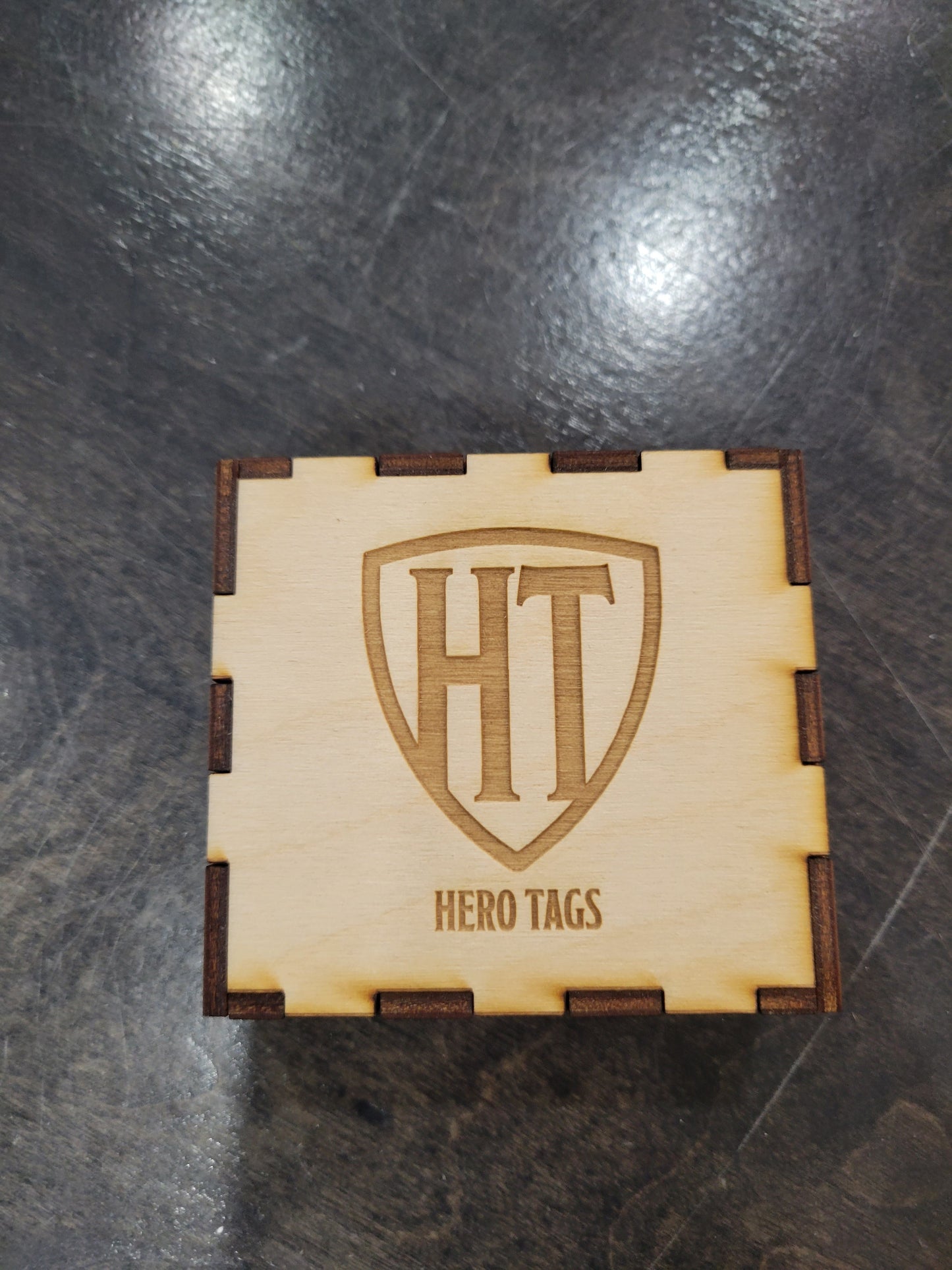 Herotags Small gift box
