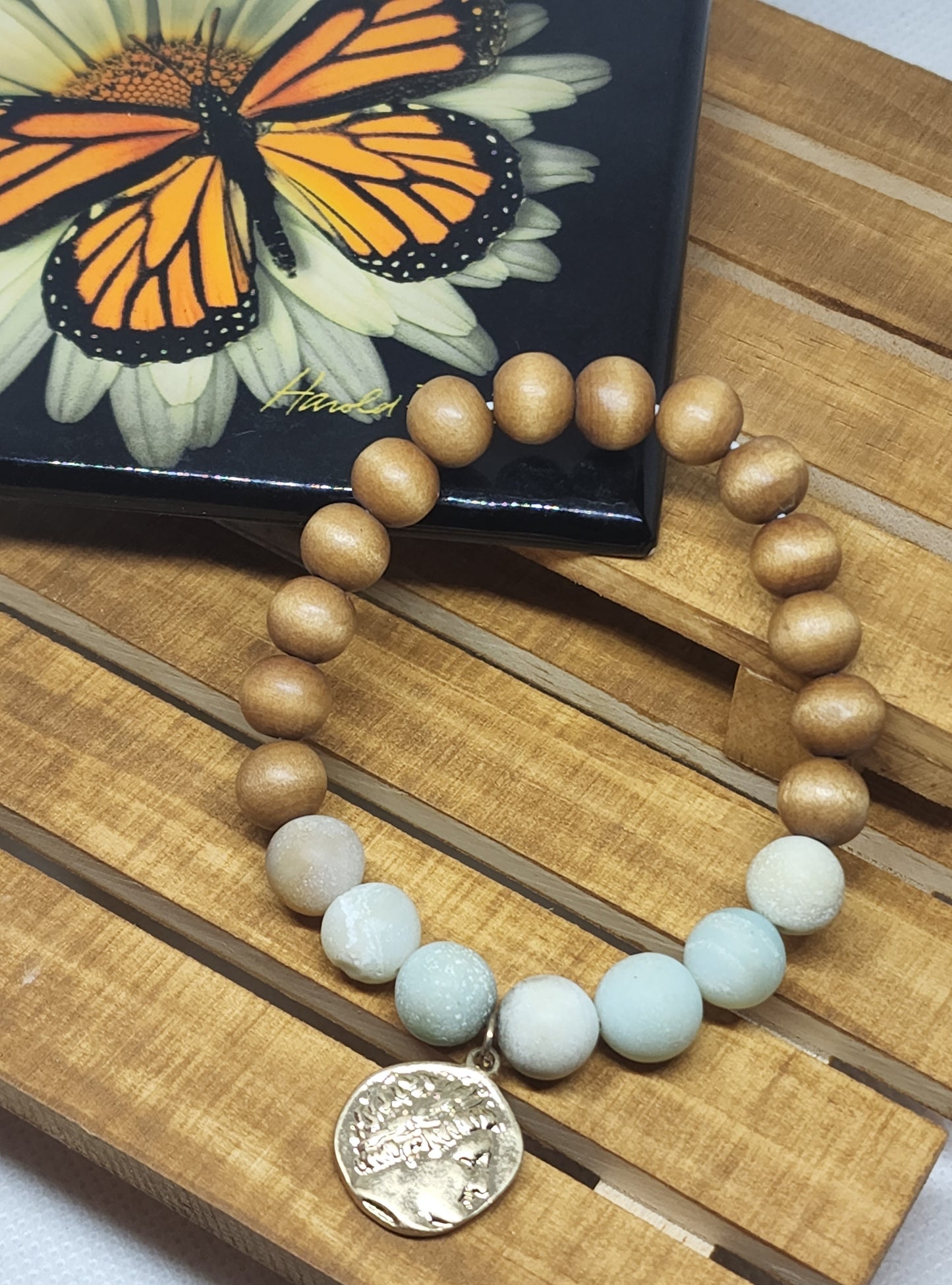Semiprecious gemstone & wooden beaded bracelet - BUTTERFLIES FROM HEAVEN